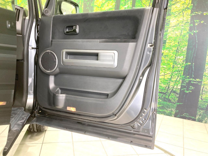 2013 Mitsubishi Delica D:5 DBA-CV5W (UW-6a320fb9f2b99)[12]