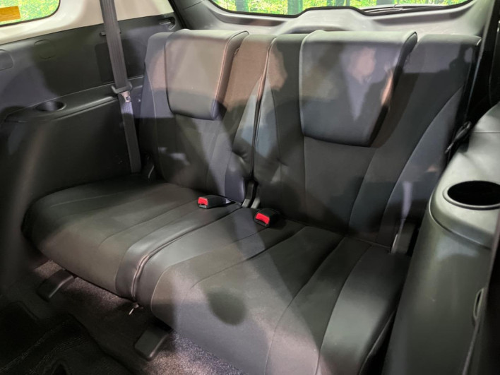 2013 Mazda Premacy DBA-CWFFW (UW-6a320fba28283)[15]