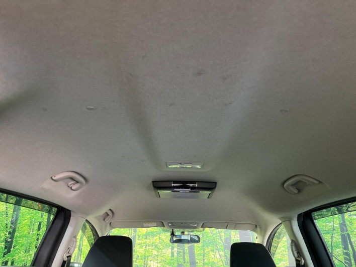 2013 Mazda Premacy DBA-CWFFW (UW-6a320fba28283)[20]