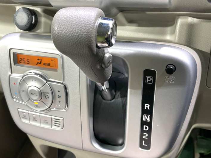 2019 Suzuki Every Wagon ABA-DA17W (UW-6a320fbc245c0)[26]