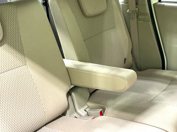 2019 Suzuki Every Wagon ABA-DA17W (UW-6a320fbc245c0)[18]