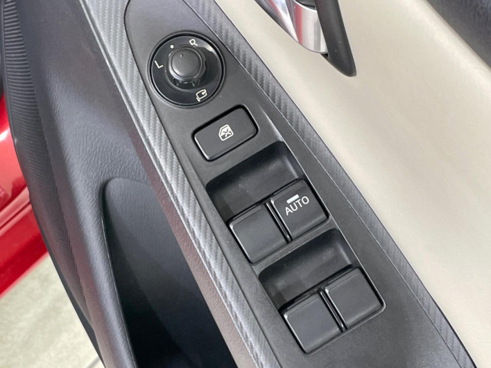 2015 Mazda Demio LDA-DJ5FS (UW-6a320fbf75555)[24]