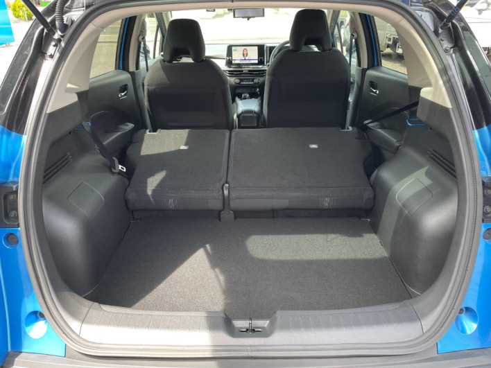 2020 Nissan Note 6AA-E13 (UW-6a320fc800616)[25]