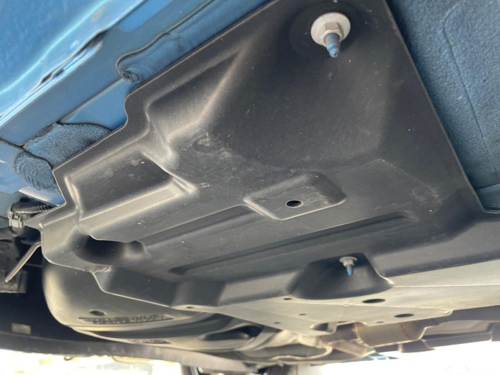 2020 Nissan Note 6AA-E13 (UW-6a320fc800616)[21]