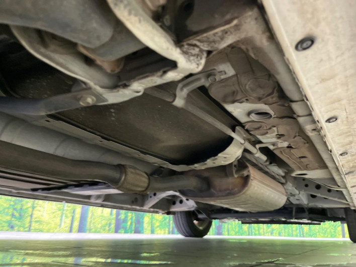 2011 Nissan Serena DBA-FC26 (UW-6a320fcbe505f)[22]