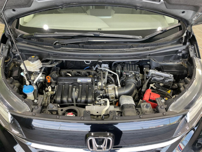 2020 Honda Freed hybrid 6AA-GB7 (UW-6a320fd6e2570)[4]