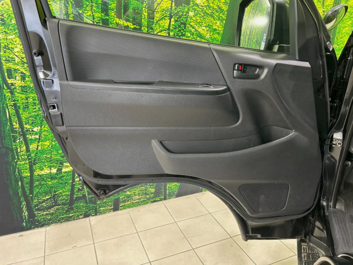 2023 Toyota Hiace Van 3DF-GDH201V (UW-6a320fda07120)[25]