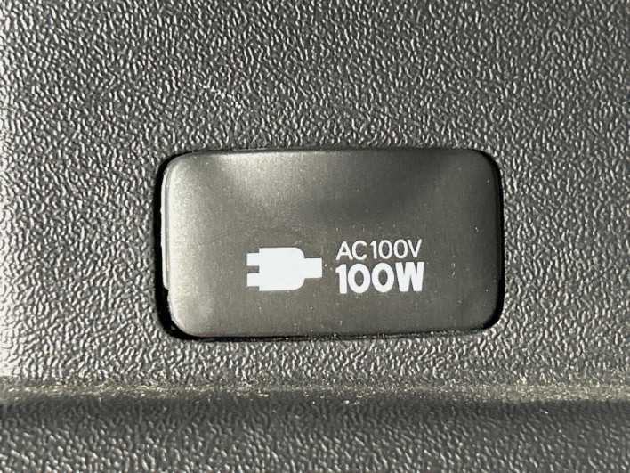 2023 Toyota Hiace Van 3DF-GDH201V (UW-6a320fda07120)[28]