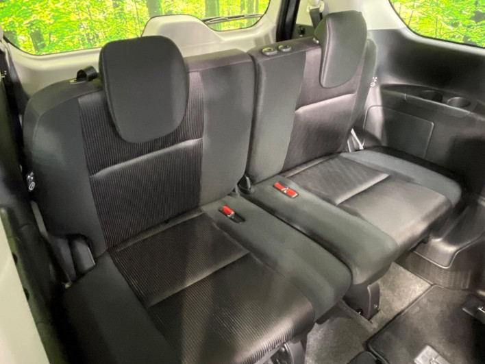 2017 Nissan Serena DAA-GFC27 (UW-6a320fe02a424)[6]
