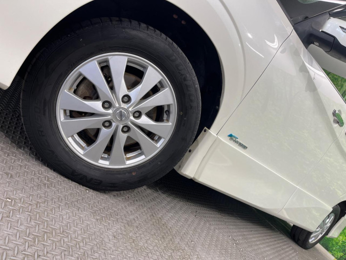 2017 Nissan Serena DAA-GFNC27 (UW-6a320fe8086be)[5]