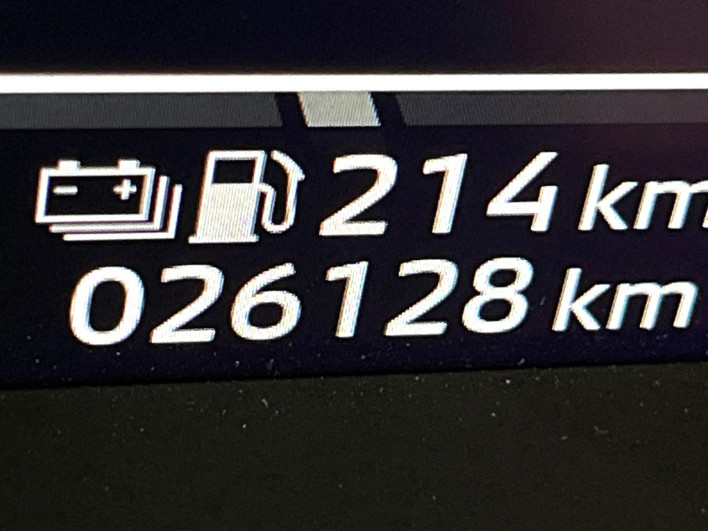 2023 Mitsubishi OUTLANDER PHEV 5LA-GN0W (UW-6a320fecaf2bc)[2]
