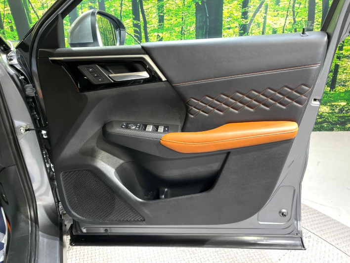 2023 Mitsubishi OUTLANDER PHEV 5LA-GN0W (UW-6a320fecaf2bc)[9]