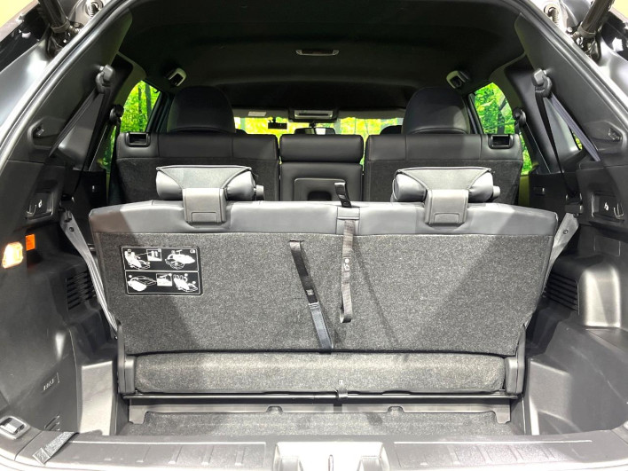 2023 Mitsubishi OUTLANDER PHEV 5LA-GN0W (UW-6a320fecaf2bc)[21]