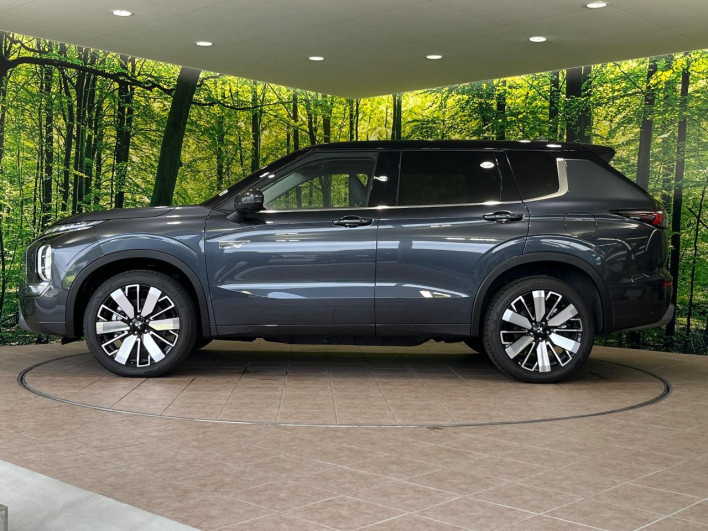 2025 Mitsubishi OUTLANDER PHEV 5LA-GN0W (UW-6a320fed10361)[13]