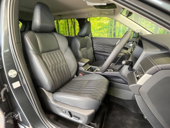 2025 Mitsubishi OUTLANDER PHEV 5LA-GN0W (UW-6a320fed10361)[23]