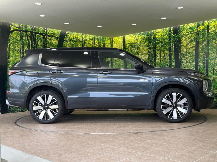 2025 Mitsubishi OUTLANDER PHEV 5LA-GN0W (UW-6a320fed10361)[9]