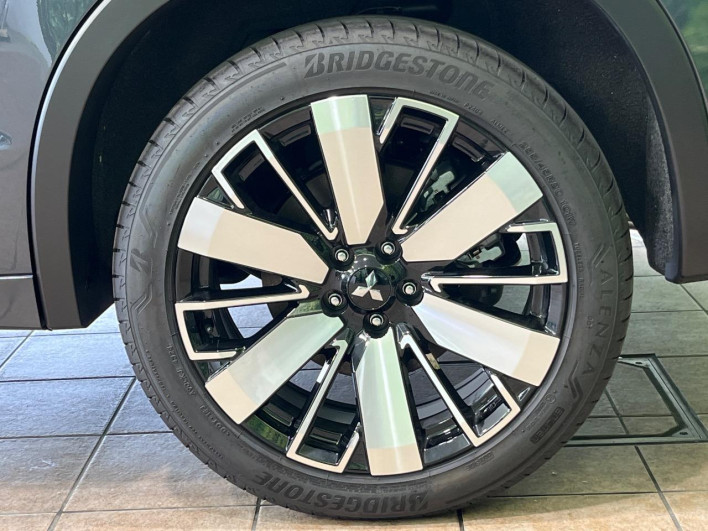 2025 Mitsubishi OUTLANDER PHEV 5LA-GN0W (UW-6a320fed10361)[21]
