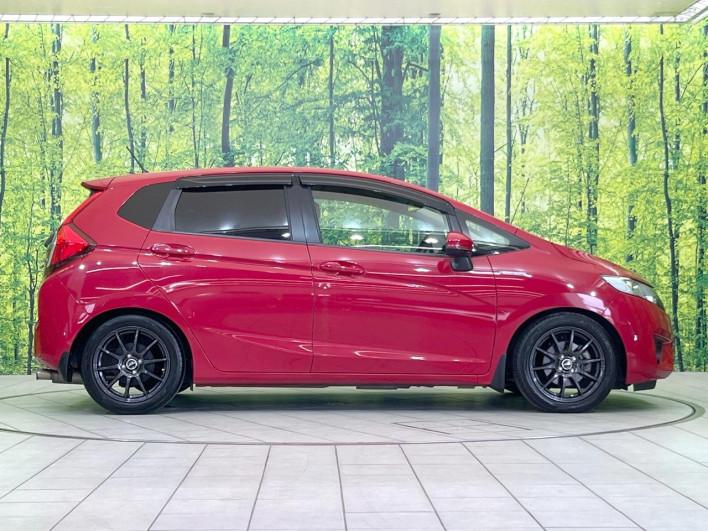 2014 Honda Fit Hybrid DAA-GP5 (UW-6a320fee6cc6b)[7]