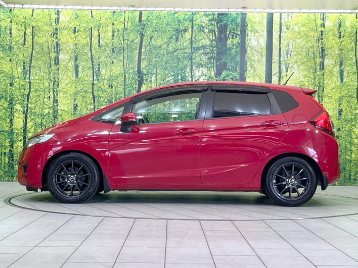 2014 Honda Fit Hybrid DAA-GP5 (UW-6a320fee6cc6b)[11]