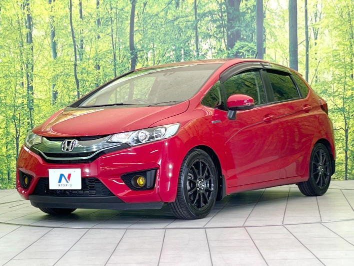 2014 Honda Fit Hybrid DAA-GP5 (UW-6a320fee6cc6b)[4]