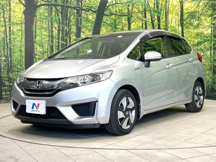 2014 Honda Fit Hybrid DAA-GP5 (UW-6a320fee7a752)[19]