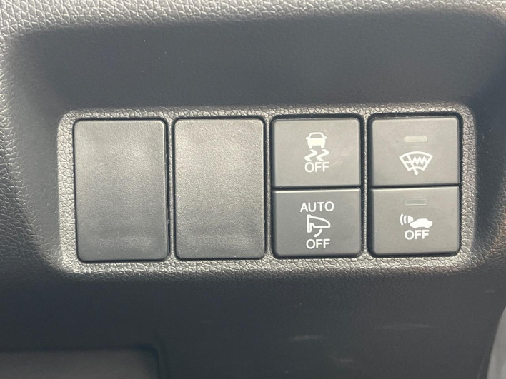 2015 Honda SHUTTLE DAA-GP7 (UW-6a320ff088c30)[17]
