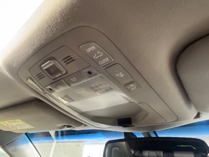 2013 Toyota Crown DBA-GRS211 (UW-6a320ff49b7ff)[6]