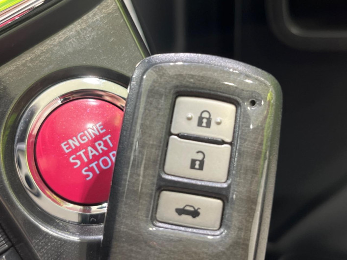 2013 Toyota Crown DBA-GRS211 (UW-6a320ff49b7ff)[8]