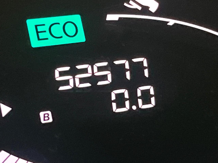 2013 Nissan Serena DAA-HC26 (UW-6a321004e12ec)[2]