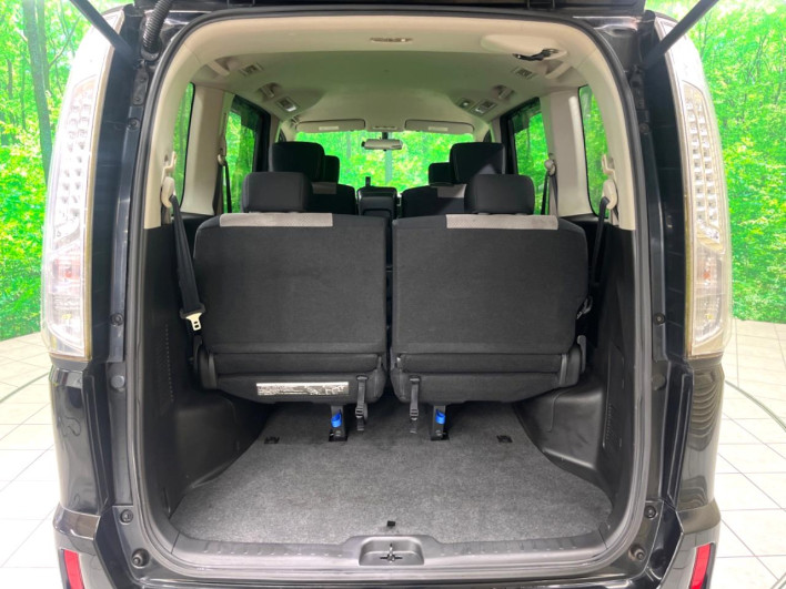 2013 Nissan Serena DAA-HC26 (UW-6a321004e12ec)[15]