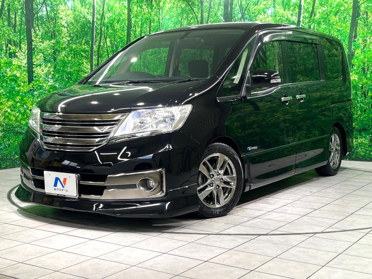 2013 Nissan Serena DAA-HC26