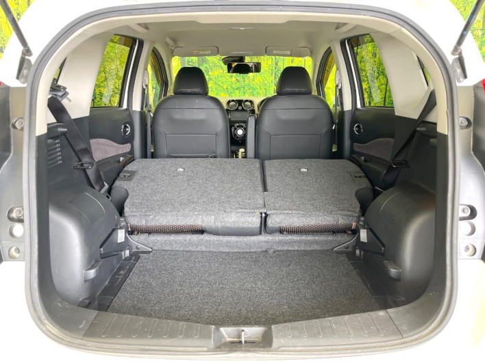 2016 Nissan Note DAA-HE12 (UW-6a321005a1894)[13]