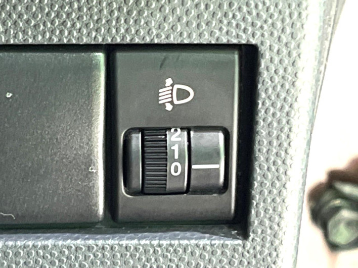 2012 Suzuki ALTO Lapin DBA-HE22S (UW-6a32100ad045d)[12]