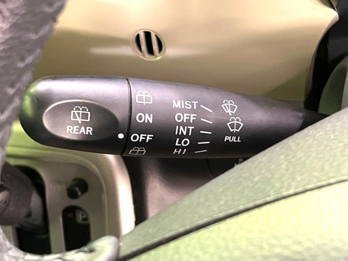 2012 Suzuki ALTO Lapin DBA-HE22S (UW-6a32100ad045d)[20]