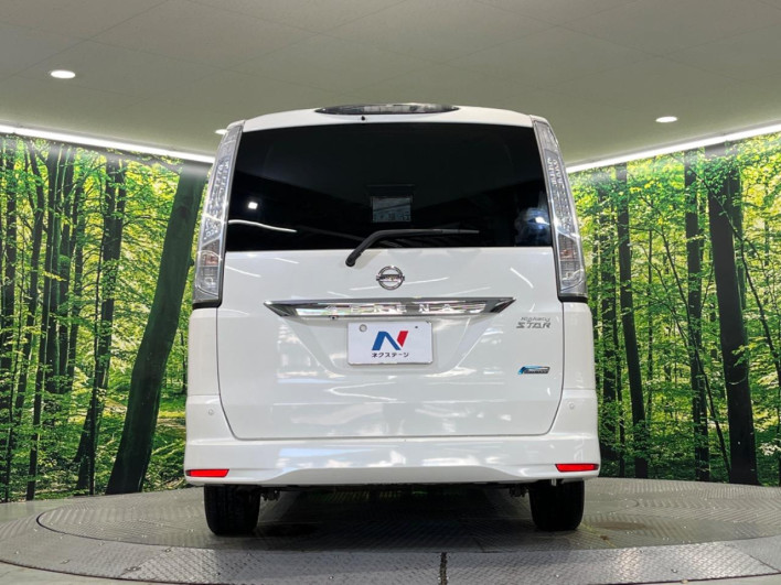 2013 Nissan Serena DAA-HFC26 (UW-6a321012c18e4)[7]