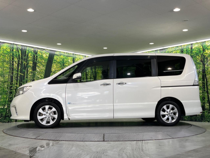 2013 Nissan Serena DAA-HFC26 (UW-6a321012c18e4)[5]