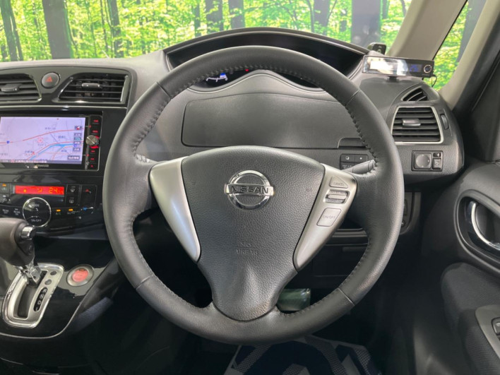 2013 Nissan Serena DAA-HFC26 (UW-6a321012c18e4)[29]