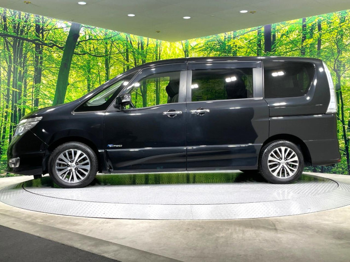 2015 Nissan Serena DAA-HFC26 (UW-6a321013987ad)[5]