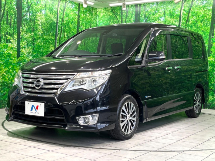 2015 Nissan Serena DAA-HFC26 (UW-6a32101412644)[4]