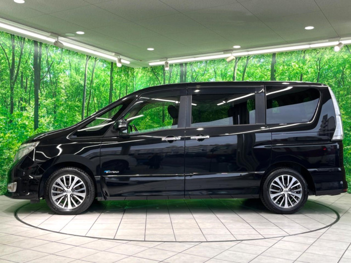2015 Nissan Serena DAA-HFC26 (UW-6a32101412644)[6]