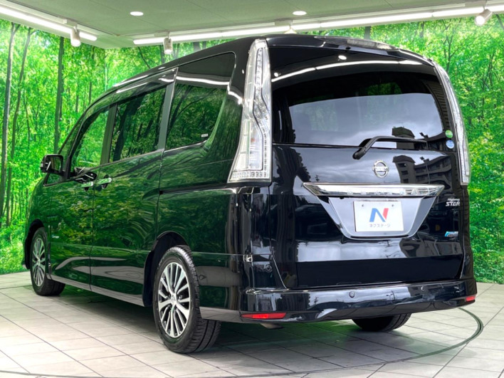 2015 Nissan Serena DAA-HFC26 (UW-6a32101412644)[7]