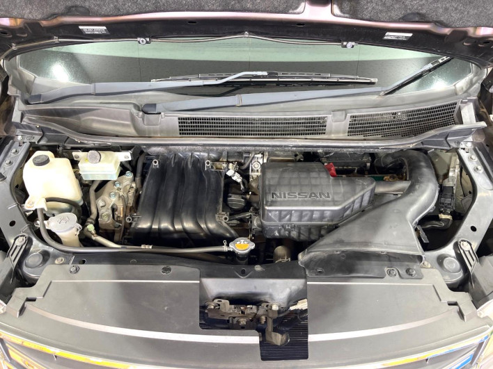 2016 Nissan Serena DAA-HFC26 (UW-6a3210161ac5f)[4]