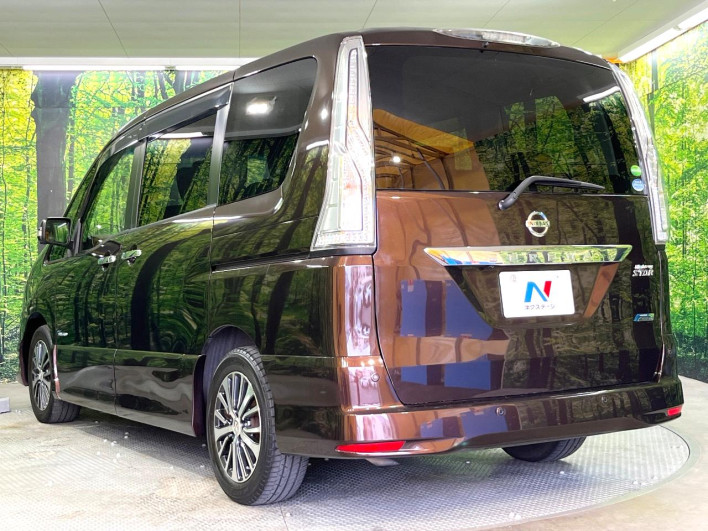 2016 Nissan Serena DAA-HFC26 (UW-6a3210161ac5f)[11]