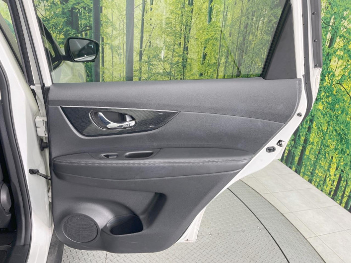 2016 Nissan X-Trail DAA-HT32 (UW-6a32101d8cb17)[28]