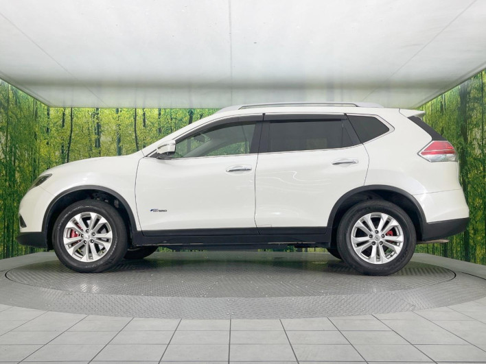 2016 Nissan X-Trail DAA-HT32 (UW-6a32101d8cb17)[18]