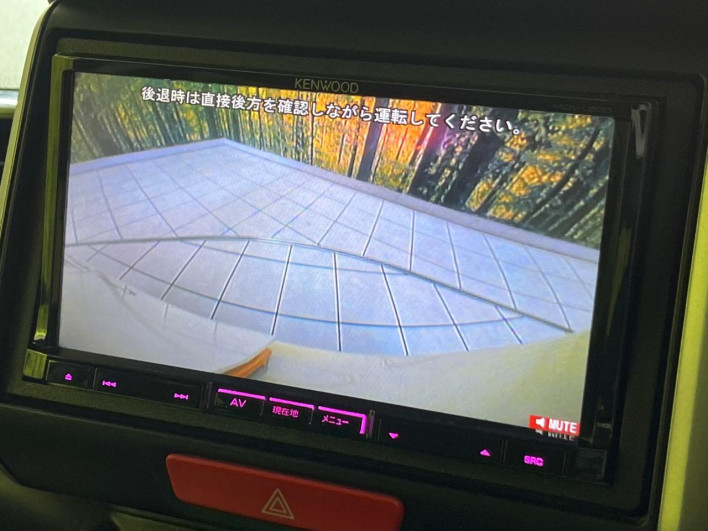 2013 Honda N-BOX CUSTOM DBA-JF1 (UW-6a321029133c9)[27]