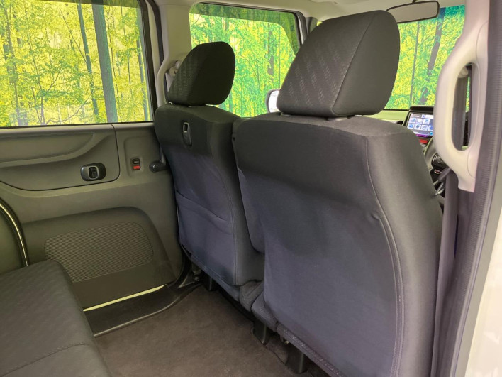 2013 Honda N-BOX CUSTOM DBA-JF1 (UW-6a321029133c9)[28]