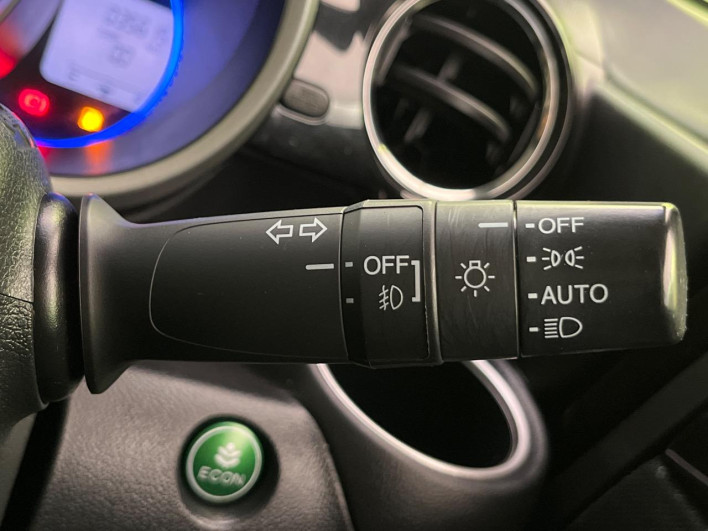 2016 Honda N-BOX CUSTOM DBA-JF1 (UW-6a32102b22f20)[27]