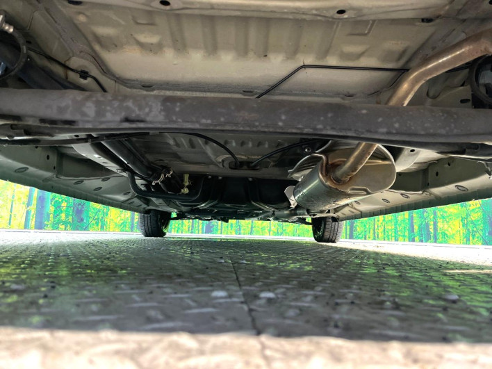 2017 Honda N-BOX DBA-JF1 (UW-6a32102c6a414)[11]