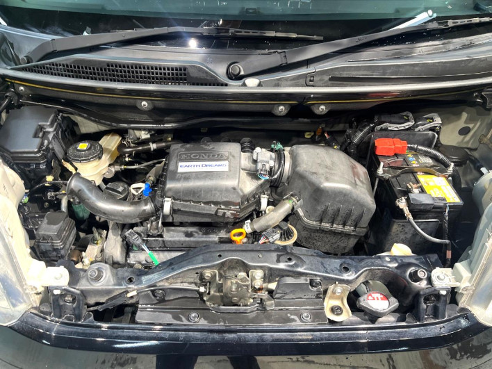 2017 Honda N-BOX DBA-JF1 (UW-6a32102c6a414)[4]